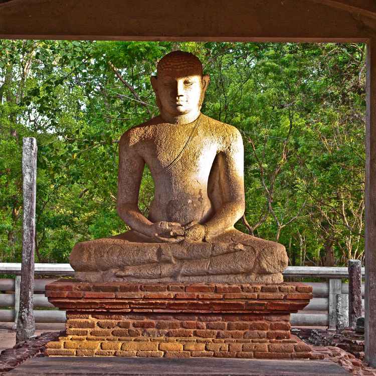 Anuradhapura Tours
